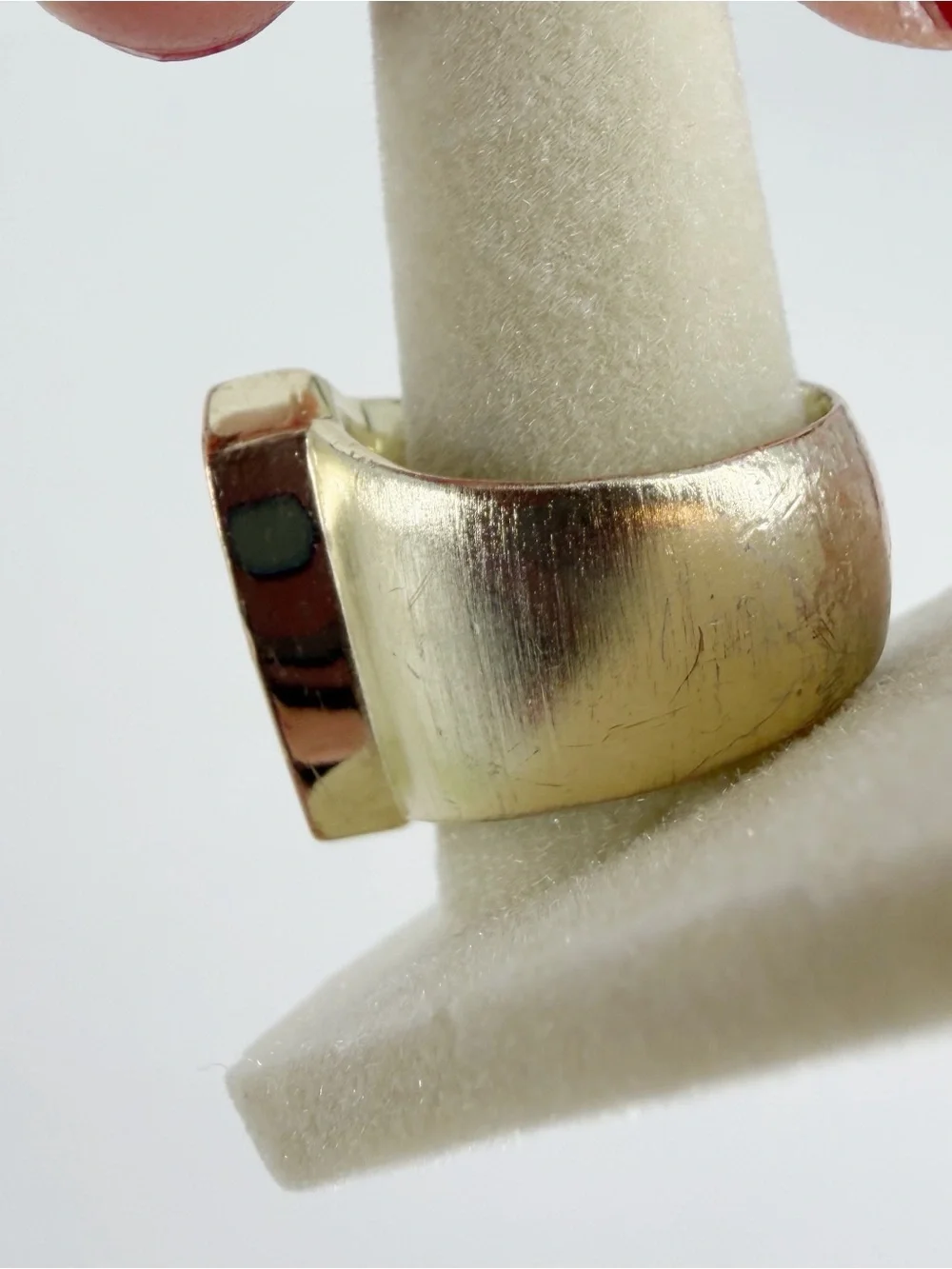 Kendra Scott Gold Plated Reagan Ring Size 8-8.5